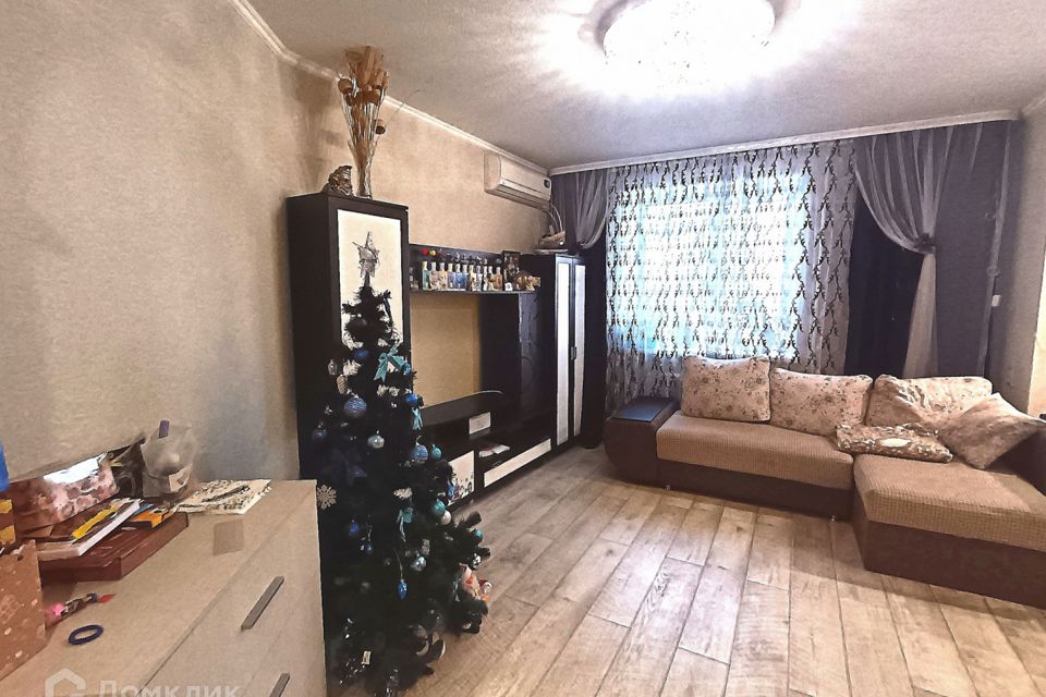 Продаётся 3-комнатная квартира, 59.5 м²
