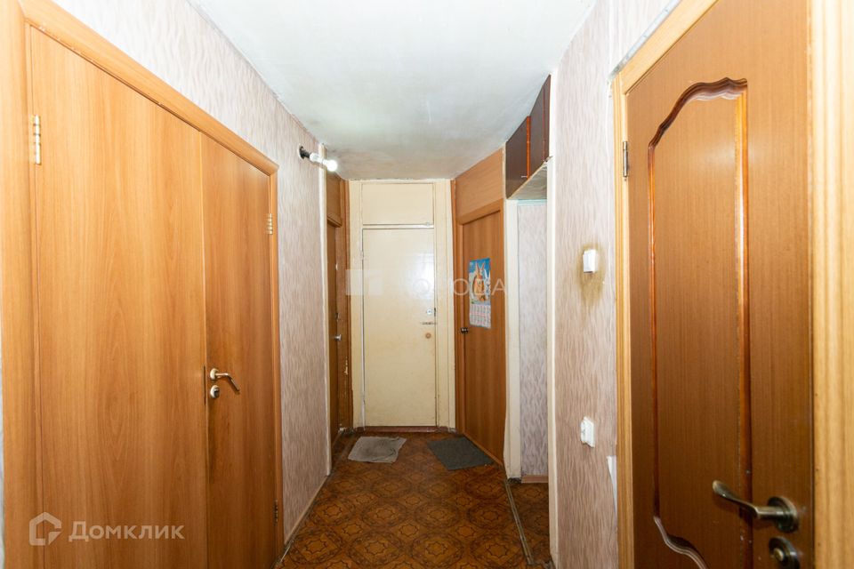 Продаётся 3-комнатная квартира, 57.4 м²
