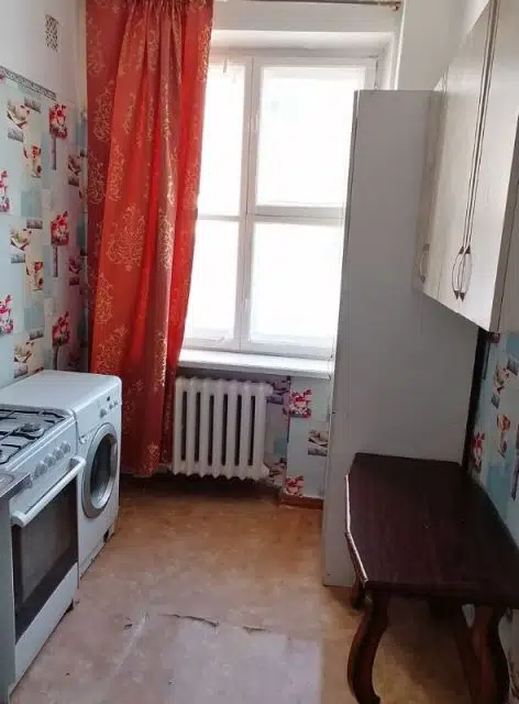 Продаётся комната в 3-комн. квартире, 8.9 м²