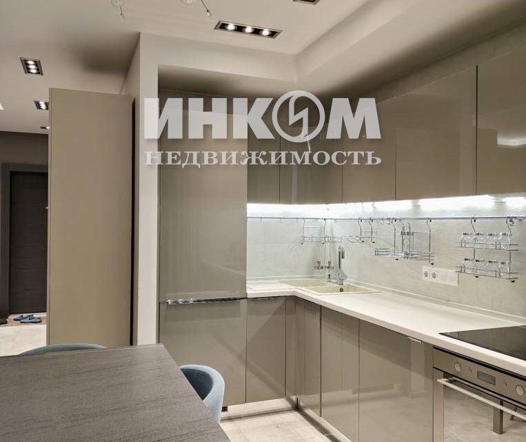 Сдаётся 3-комнатная квартира, 100 м²