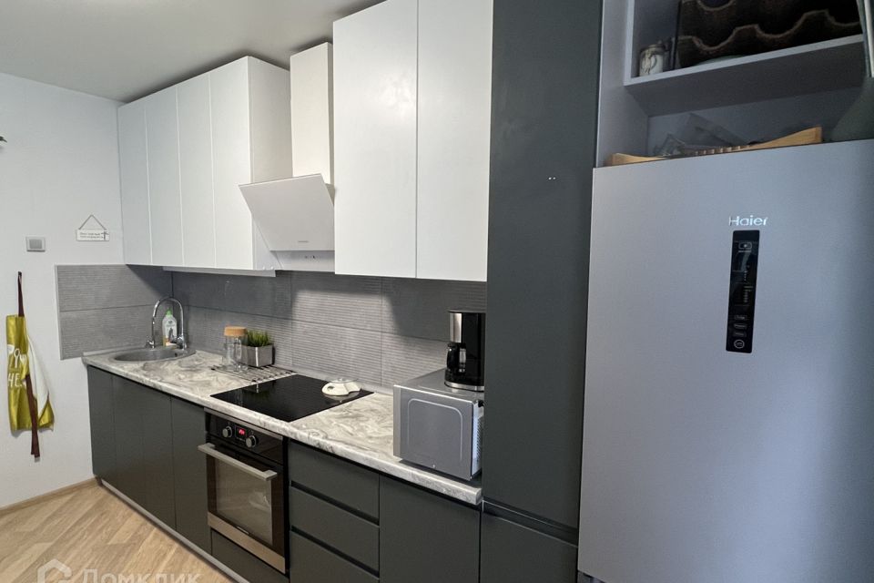 Продаётся 1-комнатная квартира, 40.4 м²