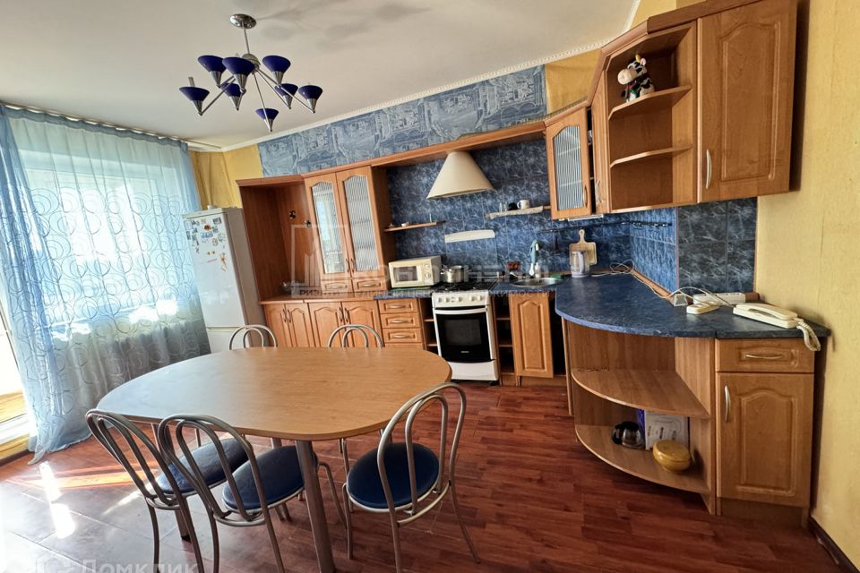 Сдаётся 3-комнатная квартира, 100 м²