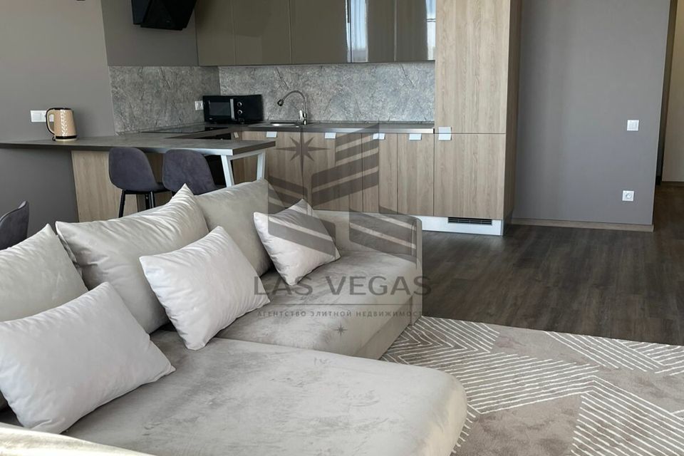 Сдаётся 2-комнатная квартира, 60 м²