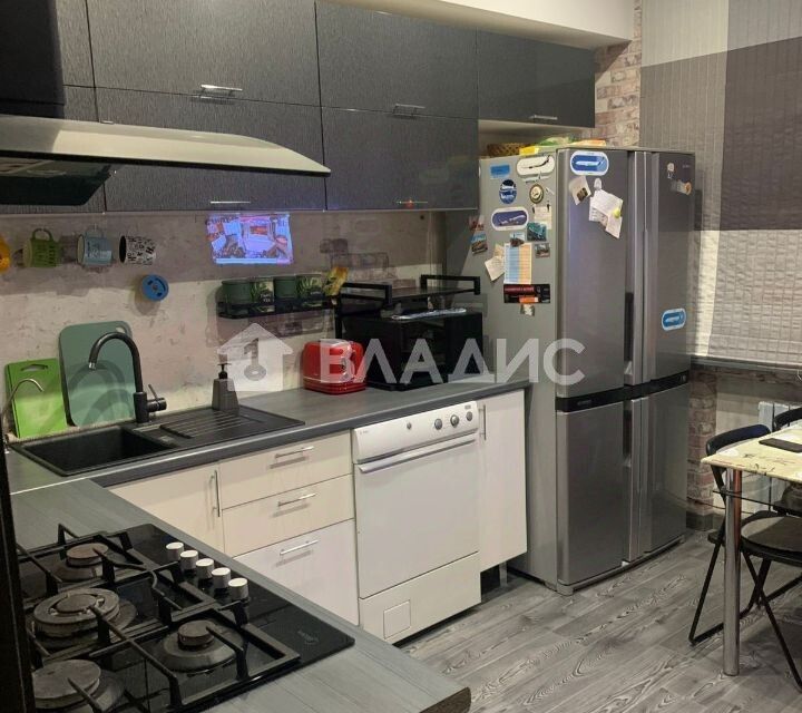 Продаётся 3-комнатная квартира, 77.9 м²