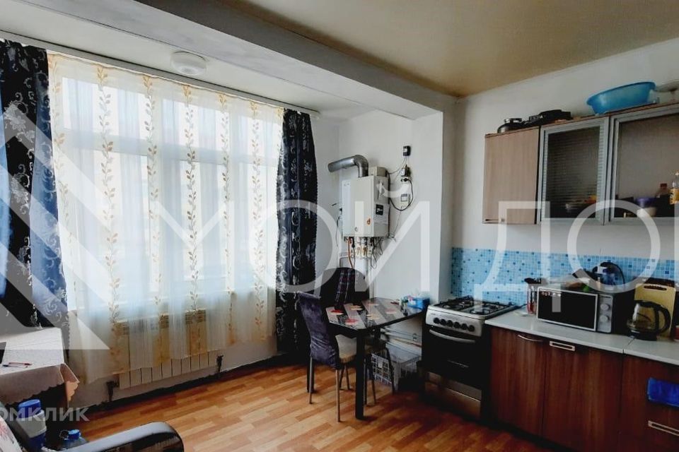 Продаётся 1-комнатная квартира, 37.8 м²
