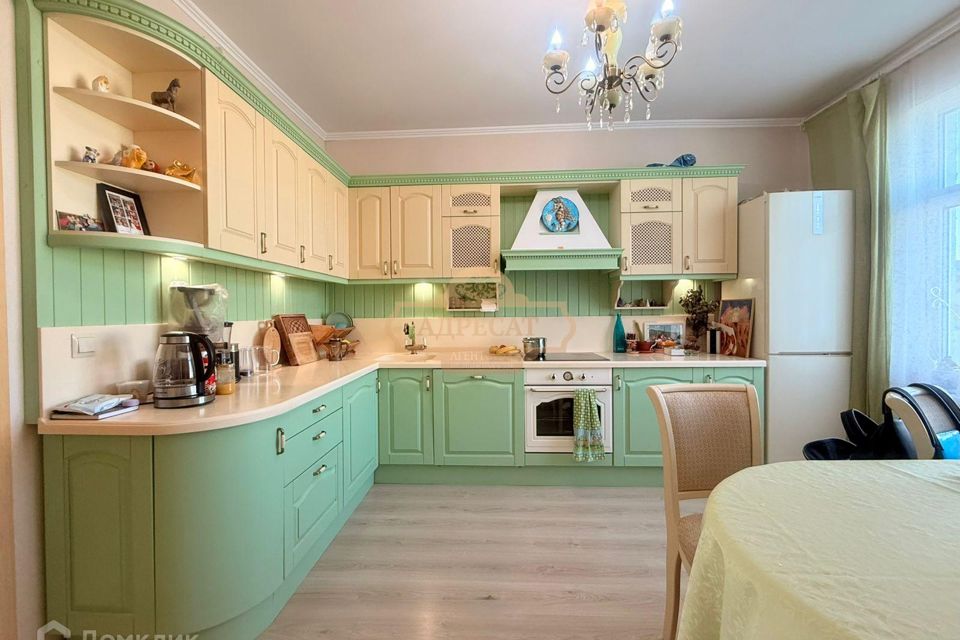 Продаётся 2-комнатная квартира, 69.8 м²