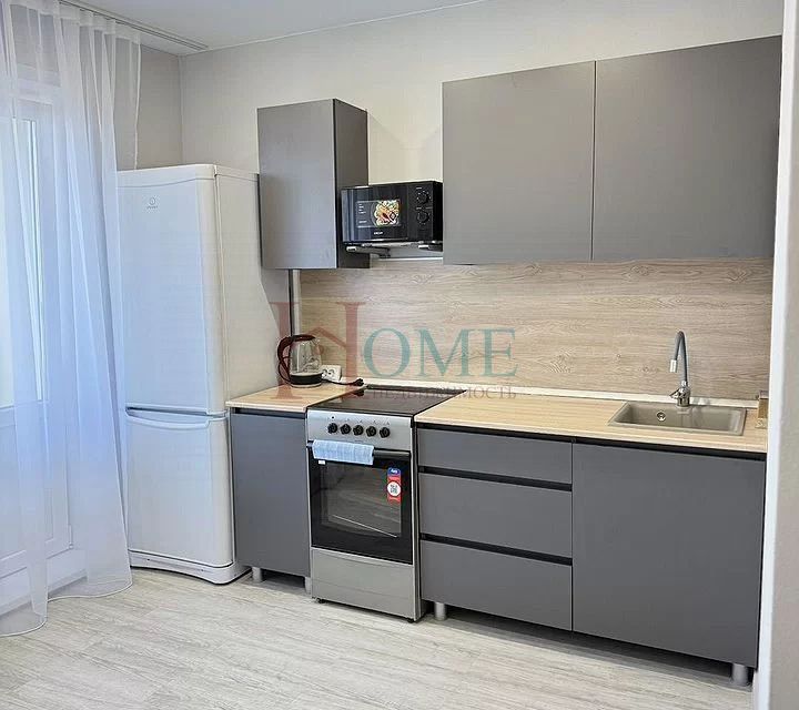 Сдаётся 1-комнатная квартира, 38 м²