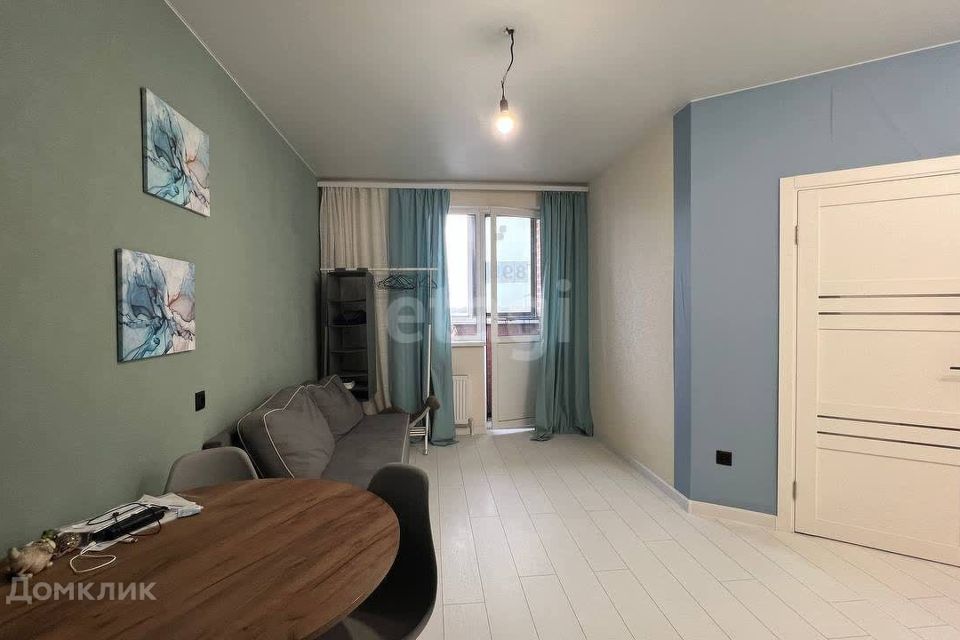Продаётся 1-комнатная квартира, 35.9 м²