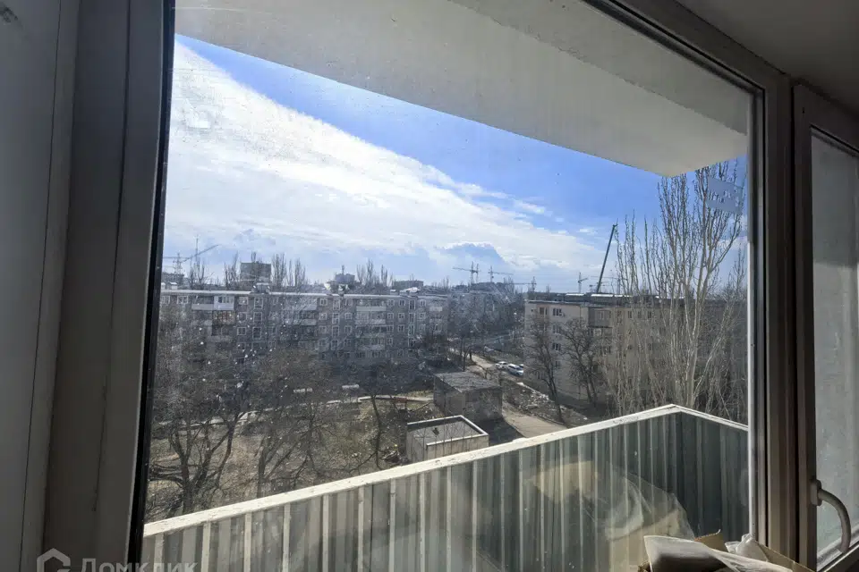 Продаётся 3-комнатная квартира, 57.5 м²