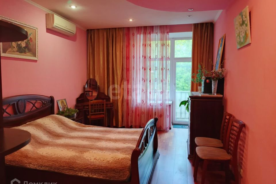 Продаётся 2-комнатная квартира, 54.7 м²