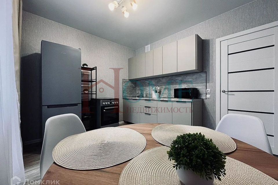 Сдаётся 1-комнатная квартира, 38 м²