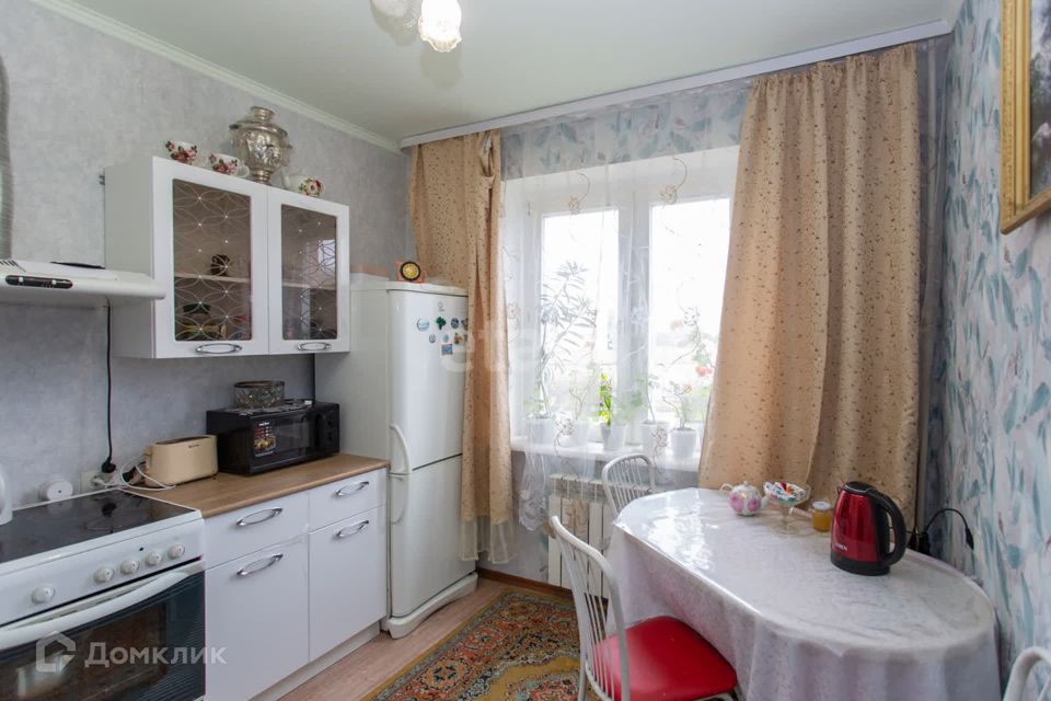Продаётся 1-комнатная квартира, 42 м²
