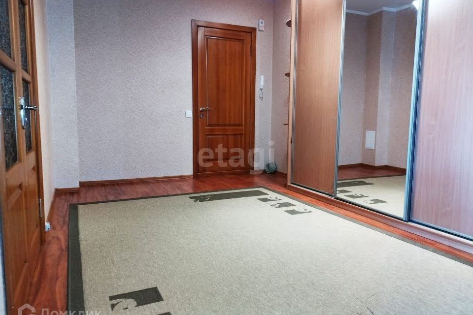 Продаётся 2-комнатная квартира, 65.3 м²