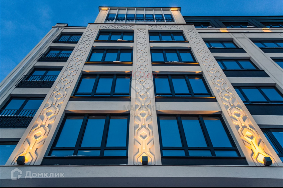 Продаётся 3-комнатная квартира, 140 м²