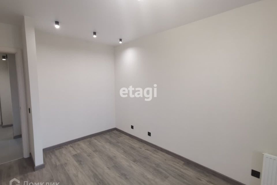 Продаётся 1-комнатная квартира, 38 м²