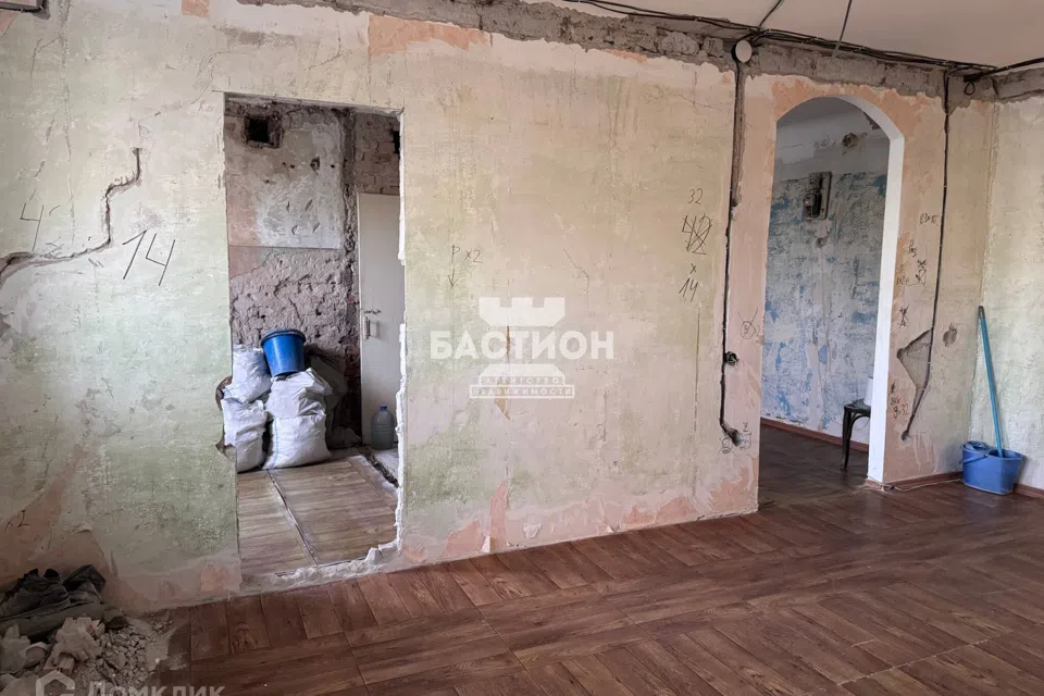 Продаётся 3-комнатная квартира, 57.3 м²