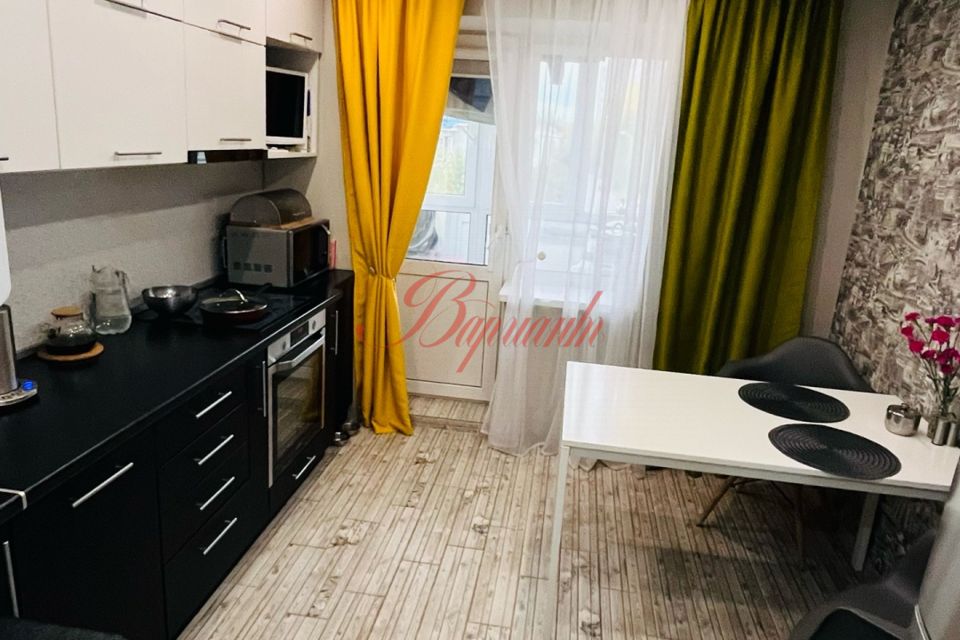 Продаётся 3-комнатная квартира, 76.3 м²