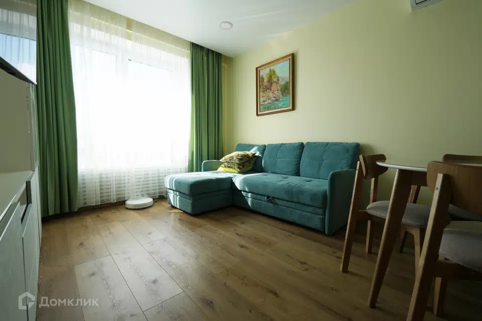 Сдаётся 2-комнатная квартира, 65 м²