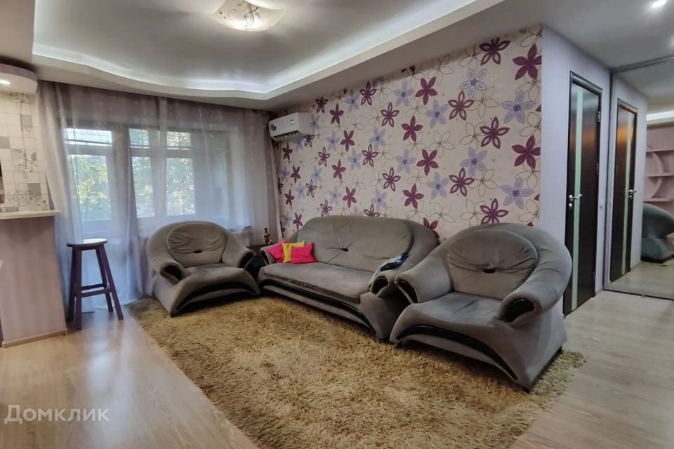 Сдаётся 3-комнатная квартира, 65 м²