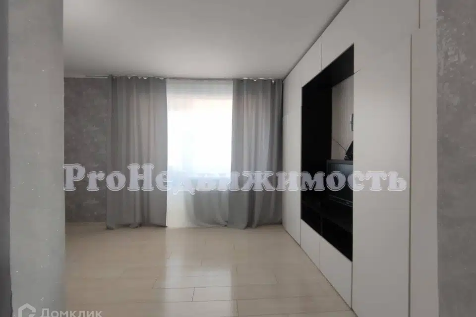 Продаётся 4-комнатная квартира, 80 м²