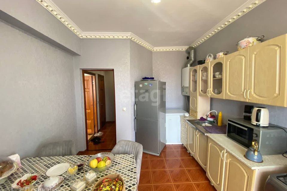 Продаётся 4-комнатная квартира, 109 м²
