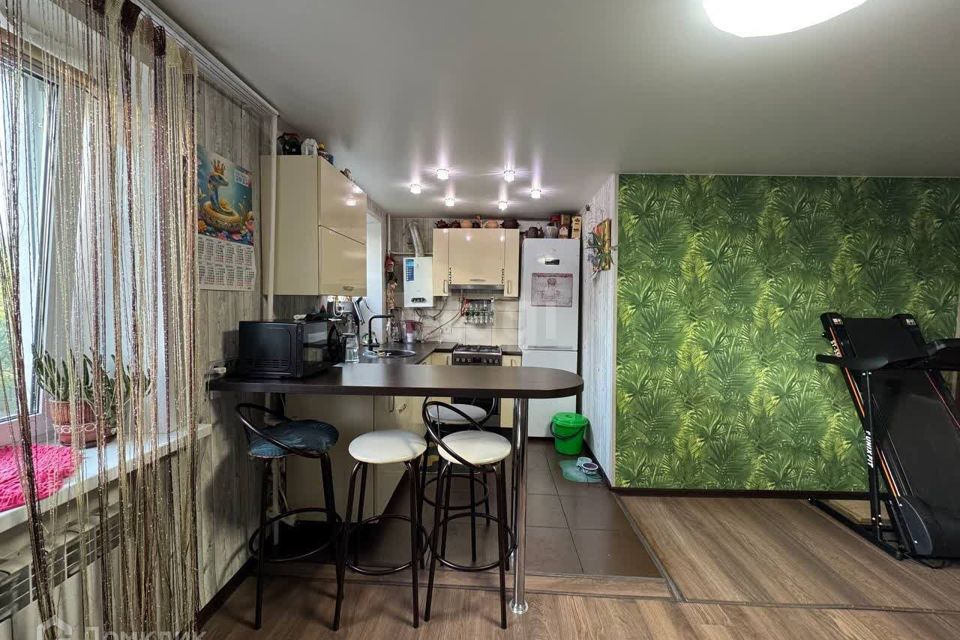 Продаётся 3-комнатная квартира, 51.7 м²