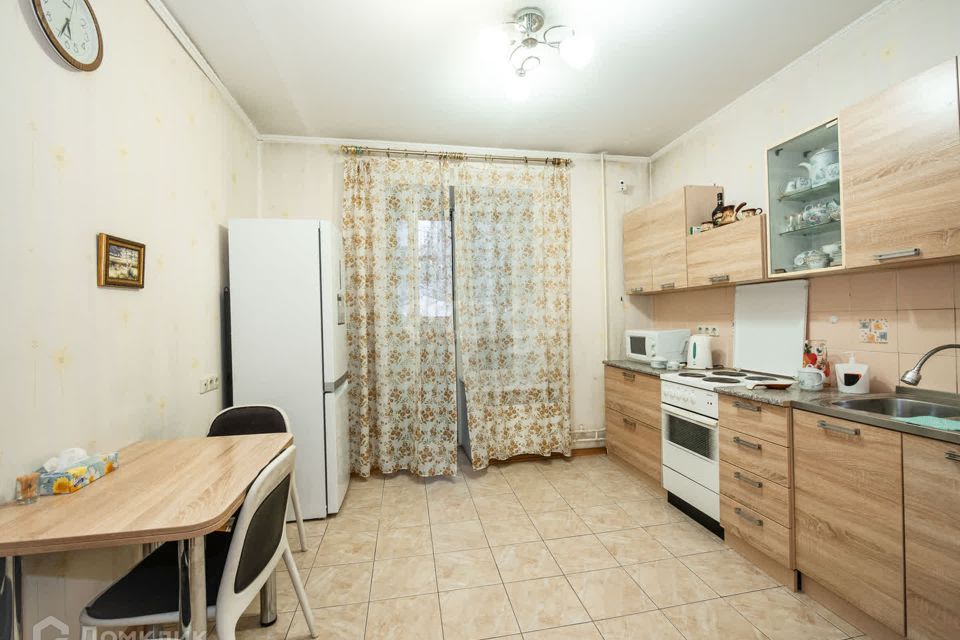 Продаётся 2-комнатная квартира, 61.2 м²