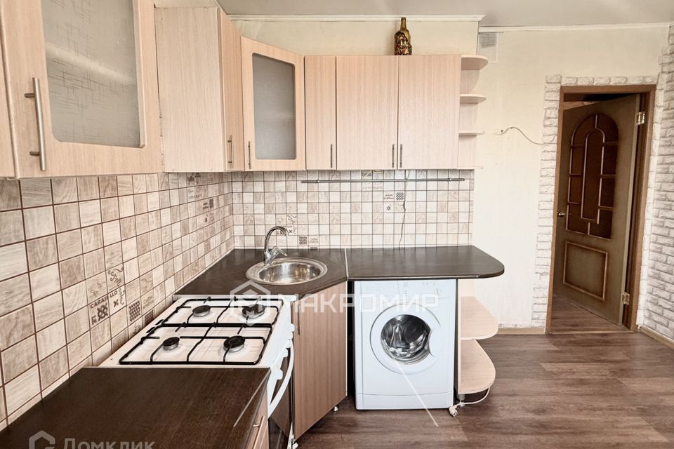Продаётся 1-комнатная квартира, 37.3 м²