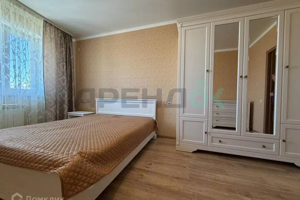 Сдаётся 2-комнатная квартира, 70 м²