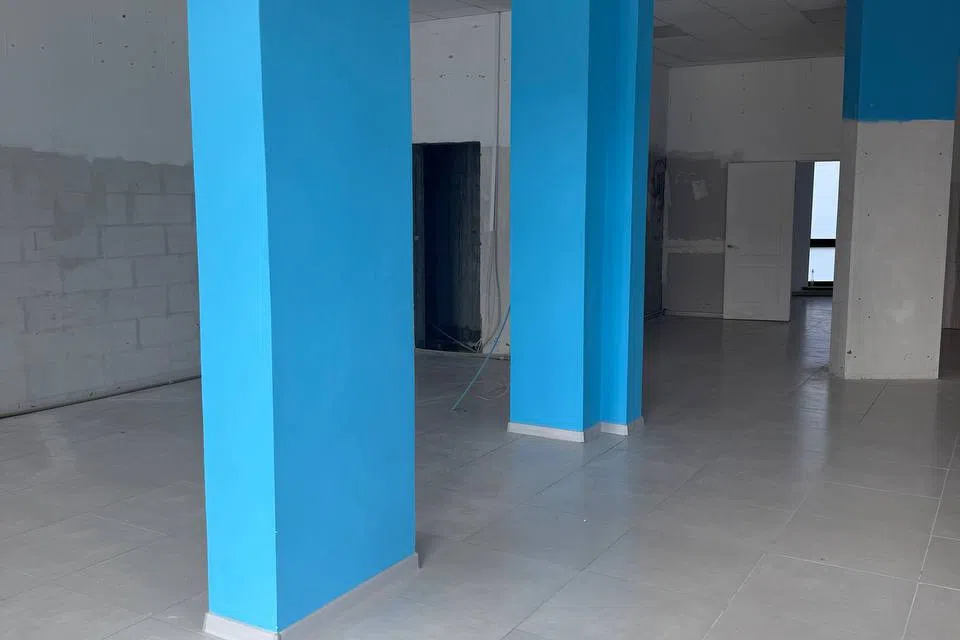 Сдаётся торговое помещение, 148 м²