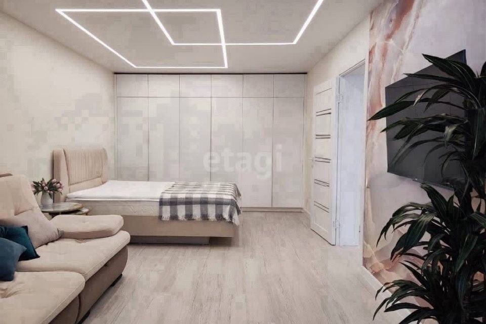Продаётся 2-комнатная квартира, 56.7 м²