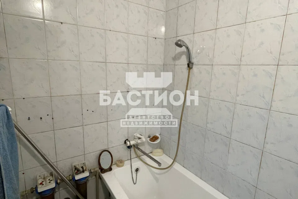 Продаётся 3-комнатная квартира, 53.3 м²