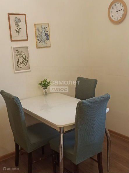 Сдаётся 2-комнатная квартира, 56 м²
