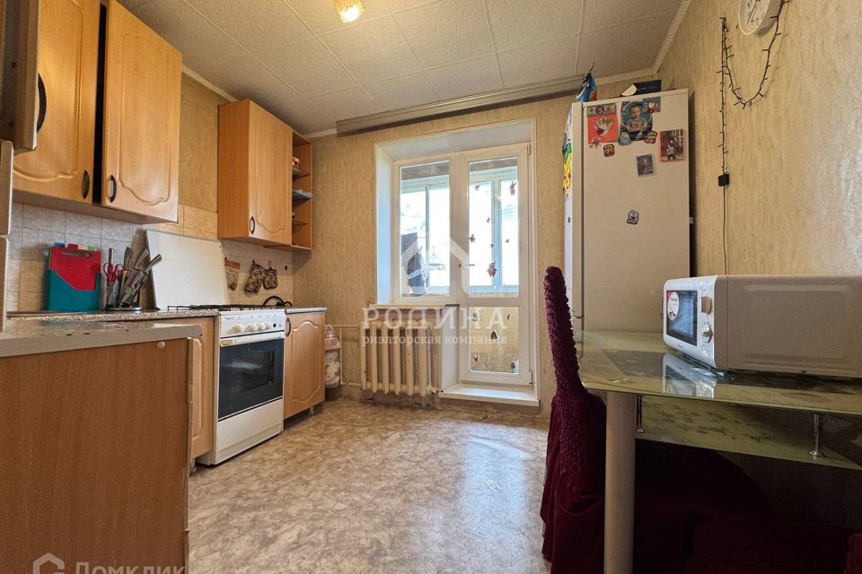 Продаётся 3-комнатная квартира, 59.5 м²