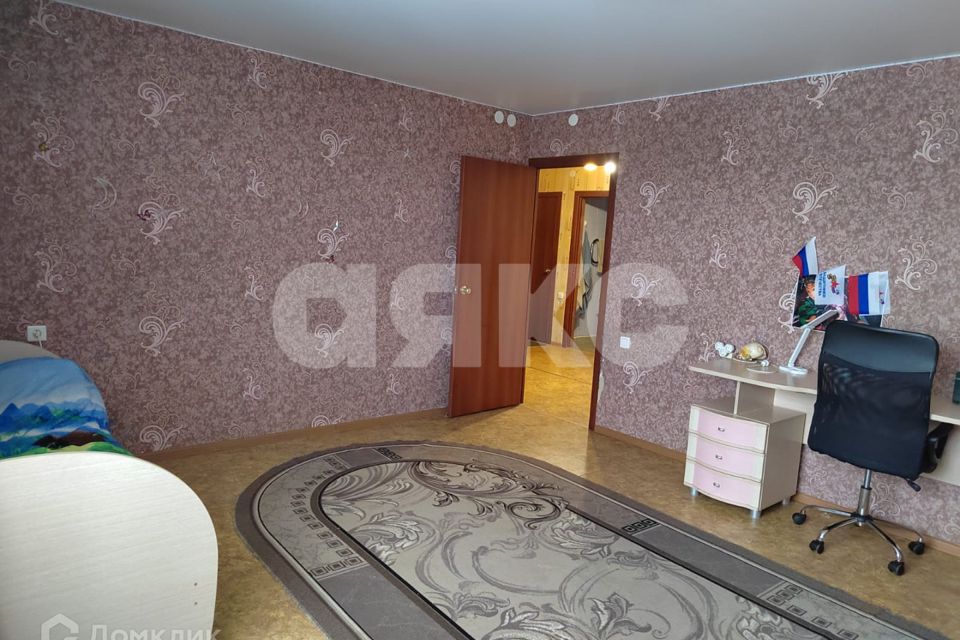 Продаётся 4-комнатная квартира, 96.8 м²
