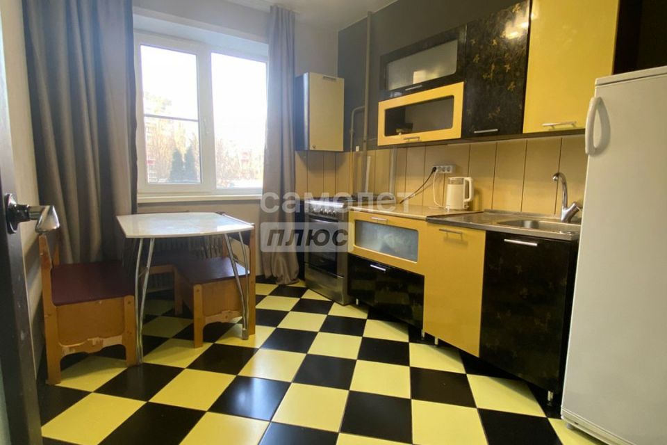 Продаётся 3-комнатная квартира, 62.7 м²
