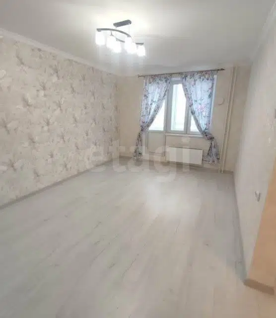 Продаётся 1-комнатная квартира, 38.4 м²