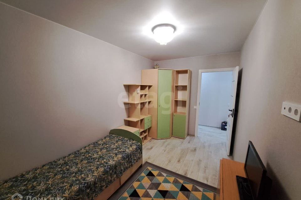 Сдаётся комната в 3-комн. квартире, 12 м²
