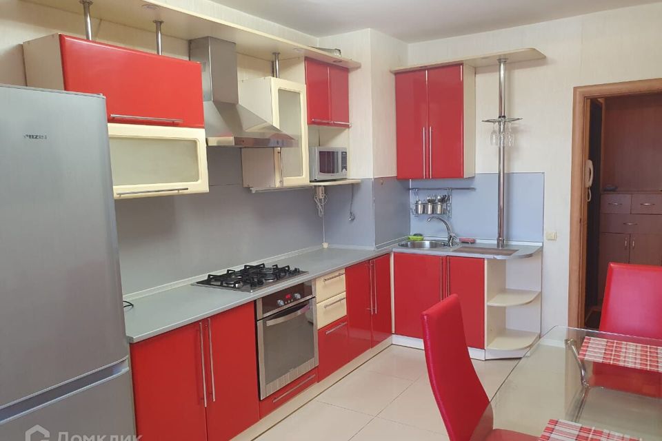 Сдаётся 2-комнатная квартира, 57 м²
