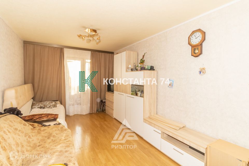 Продаётся 4-комнатная квартира, 83.8 м²