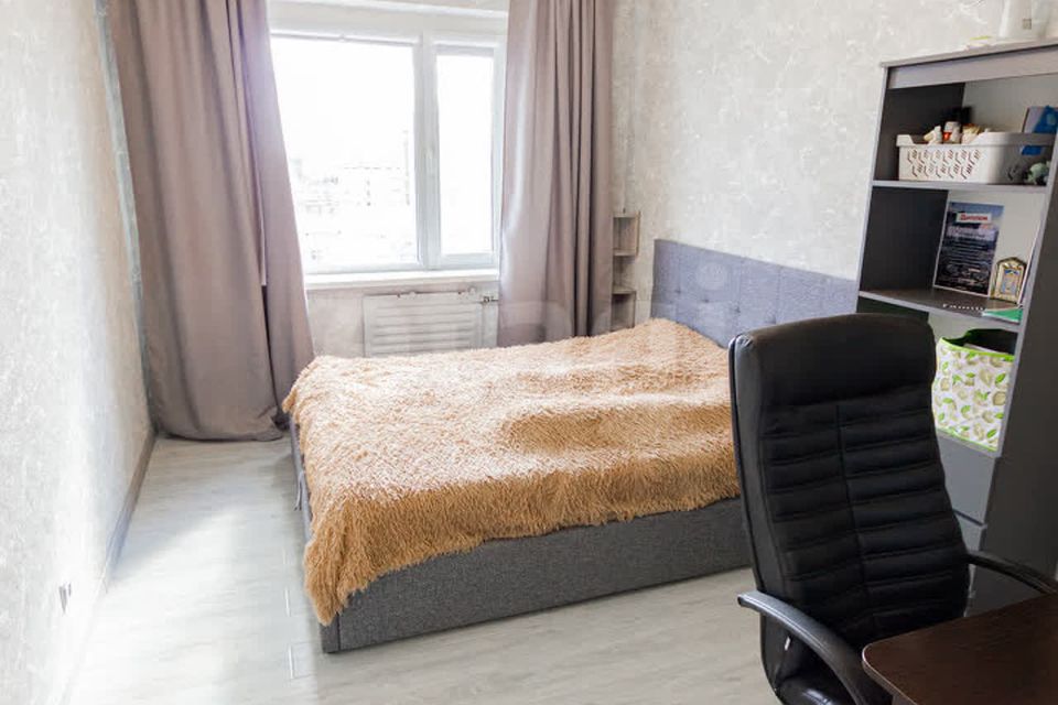 Продаётся 3-комнатная квартира, 67.9 м²