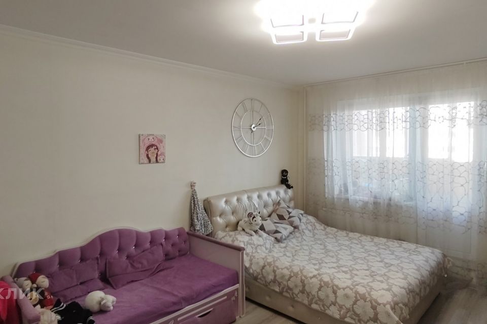 Продаётся 2-комнатная квартира, 55.6 м²