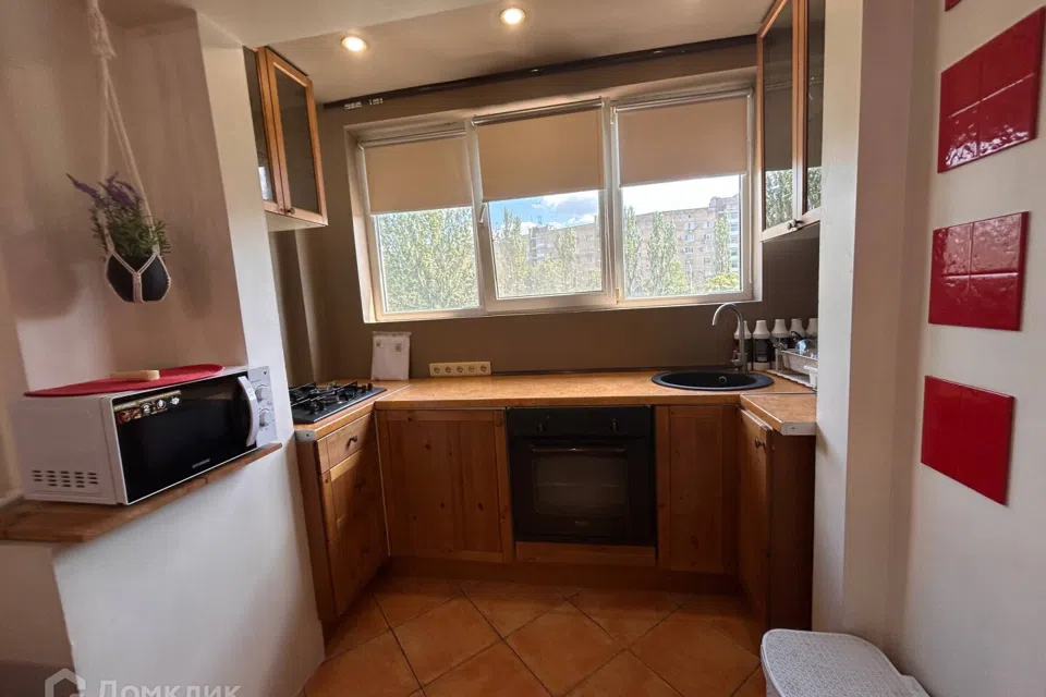 Сдаётся 3-комнатная квартира, 56 м²