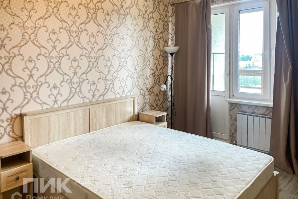 Сдаётся 2-комнатная квартира, 74 м²