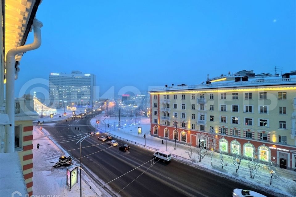 Проститутки Площадь Ленина и шлюхи рядом с метро в СПб, дешевые индивидуалки и путаны Питера с фото