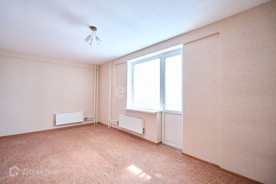 Продаётся 1-комнатная квартира, 49 м²