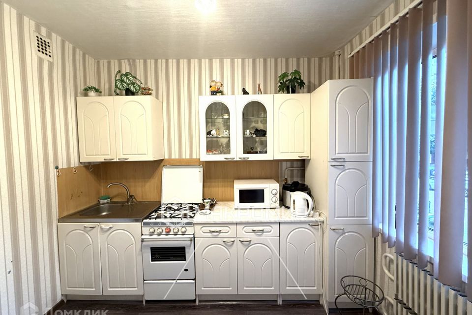 Продаётся 3-комнатная квартира, 63 м²