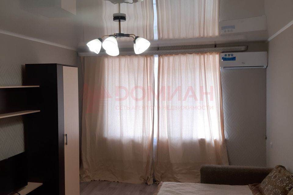 Сдаётся 1-комнатная квартира, 38 м²