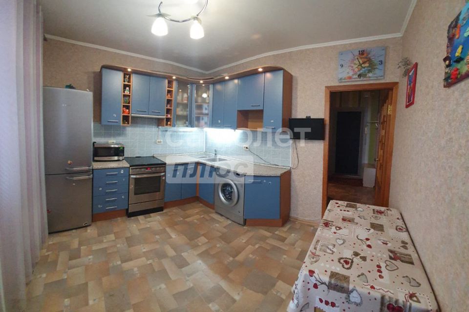 Продаётся 1-комнатная квартира, 38.8 м²