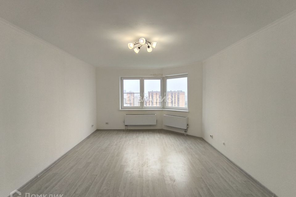 Продаётся 3-комнатная квартира, 71.5 м²